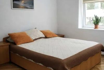 Apartament cu 2 camere decomandat în Central - 2