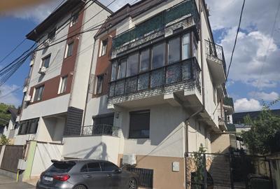Apartament cu 2 camere decomandat în Bucureștii Noi