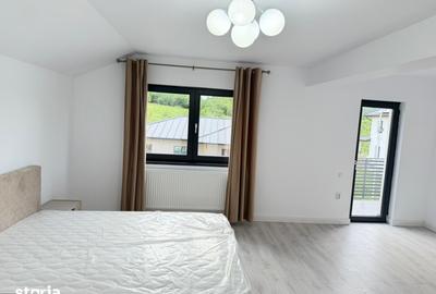 Casă cu 5 camere cu Teren 500 Mp în Păulești - 11