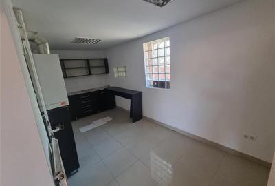 Apartament cu 2 camere semidecomandat în 1 Decembrie 1918 - 1