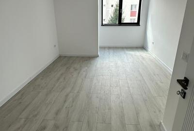 Apartament cu 4 camere decomandat în Brâncoveanu - 10
