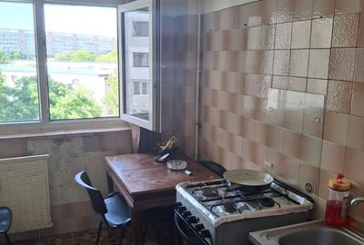 Apartament cu 2 camere semidecomandat în Titan - 3