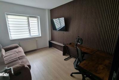 Apartament cu 3 camere decomandat în Griviței