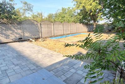 Casă individuală cu 10 camere cu Canalizare în Torontalului - 2
