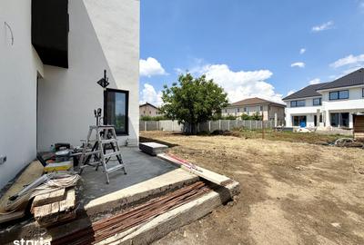 Casă cu 4 camere cu Canalizare în Dumbrăvița - 3