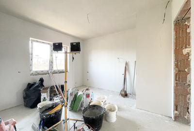 Duplex cu 4 camere cu Canalizare în Moșnița Nouă - 4