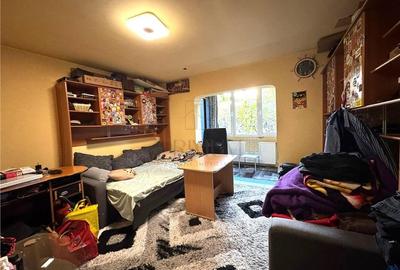 Apartament cu 3 camere decomandat în Vlădeasa - 15
