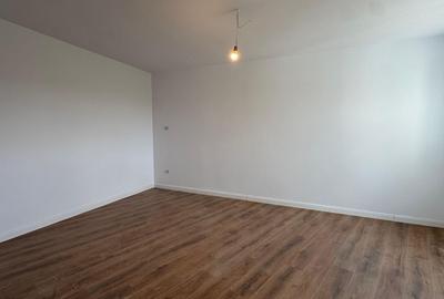 Apartament cu 3 camere în Plopi - 12