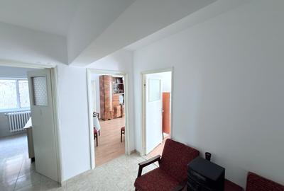 Apartament cu 3 camere în Central - 2