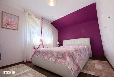 Casă cu 4 camere cu Teren 495 Mp în Central