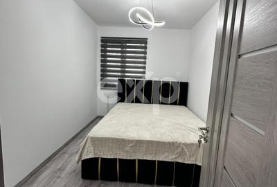 Apartament cu 3 camere semidecomandat, mobilat în Micro 8 - 7