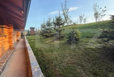 Casă cu 1 camere cu Teren 2800 Mp în Central - 2