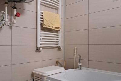Apartament cu 2 camere decomandat în Hârșova - 8