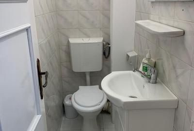 Apartament cu 3 camere decomandat în Griviței