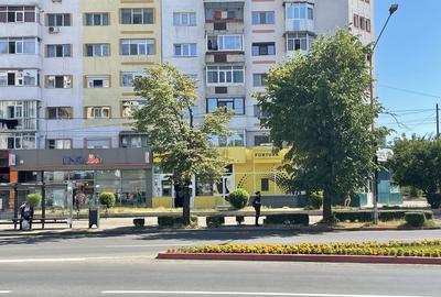 Spațiu comercial, de 70 mp, în Central - 1