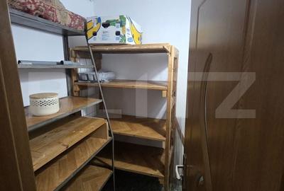 Apartament cu 3 camere decomandat în Noua