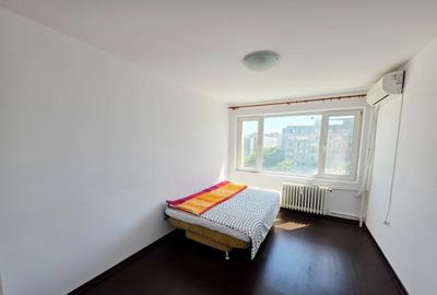 Apartament cu 3 camere decomandat în Bucur Obor - 2