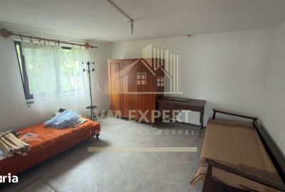 Casă cu 5 camere cu Teren 1138 Mp în Bălilești - 12