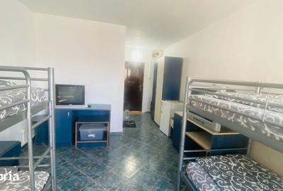 Apartament cu 8 camere în Central - 1