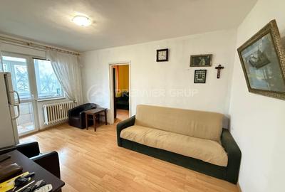 Apartament cu 3 camere, mobilat în Tătărași