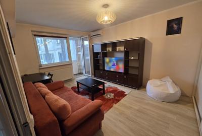 Apartament cu 2 camere decomandat în Tineretului