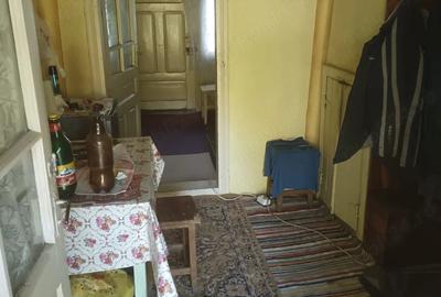 Casă cu Teren 1007 Mp în Lanurile - 2