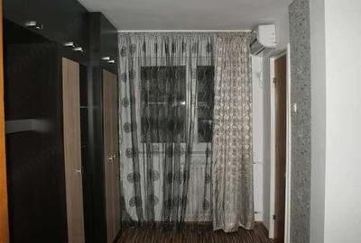 Garsonieră în Titan