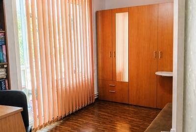 Apartament cu 2 camere decomandat, mobilat în 13 Decembrie - 7