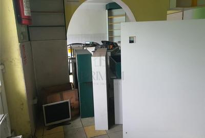 Casă cu 6 camere cu Teren 1800 Mp în Ciarda Roșie - 3