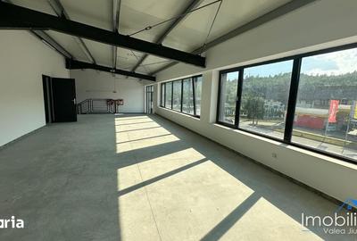 Spațiu comercial, de 550 mp, în Petros - 13