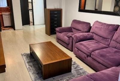 Apartament cu 3 camere decomandat, mobilat în Banu Manta