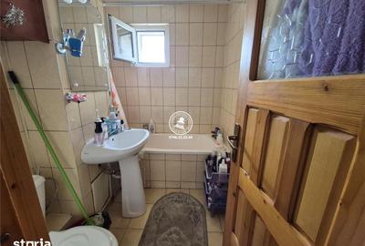 Apartament cu 3 camere decomandat în Dacia - 1