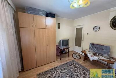 Garsonieră decomandată în Inel II