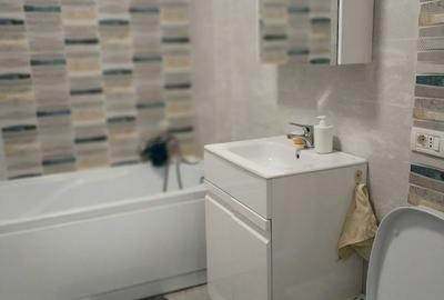 Apartament cu 2 camere decomandat în Obor