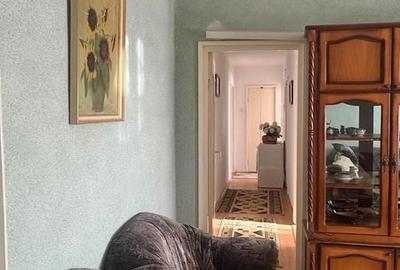 Apartament cu 4 camere în Crihala