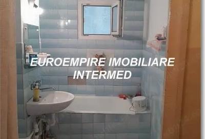 Apartament cu 2 camere semidecomandat în Poarta 6 - 1