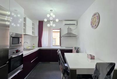 Apartament cu 3 camere semidecomandat în Central - 10