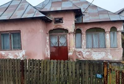 Casă în Glâmbocata