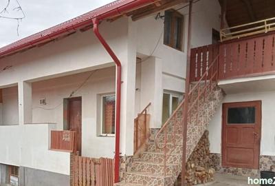 Casă cu 5 camere cu Teren 1007 Mp în Aranghel - 8