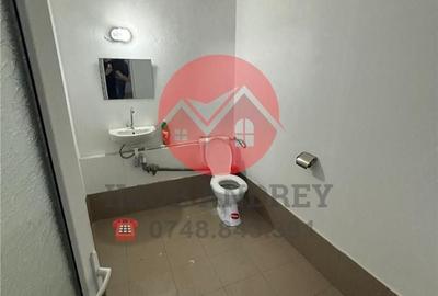 Spațiu comercial, de 220 mp, în Central