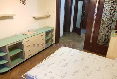 Apartament cu 3 camere în Sala Palatului