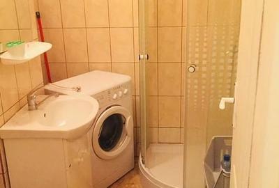 Garsonieră decomandată în Titulescu