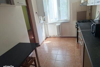 Apartament cu 4 camere decomandat în Tomis Nord