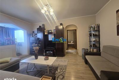 Apartament cu 2 camere semidecomandat în Cornișa