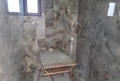 Casă cu 4 camere cu Canalizare în Sud - 8