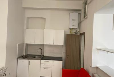 Garsonieră nedecomandată, mobilată în Semicentral - 11