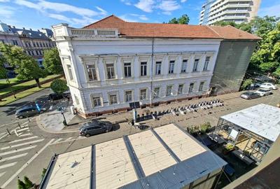 Apartament decomandat în Central