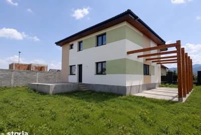 Casă cu 3 camere cu Teren 497 Mp în Cristian - 2