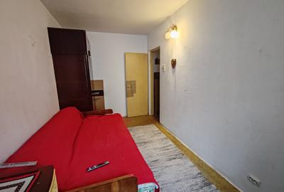 Apartament cu 3 camere decomandat în Astra - 5