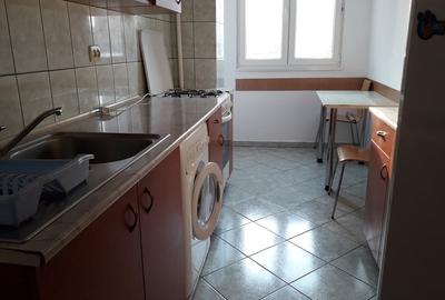 Apartament cu 2 camere semidecomandat în Muncii